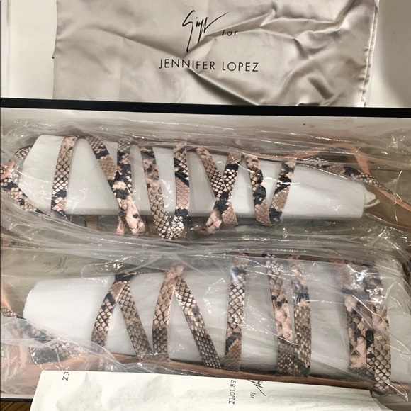 Giuseppe x Jennifer Lopez Emme Gladiator Sandal 35 - Picture 3 of 5